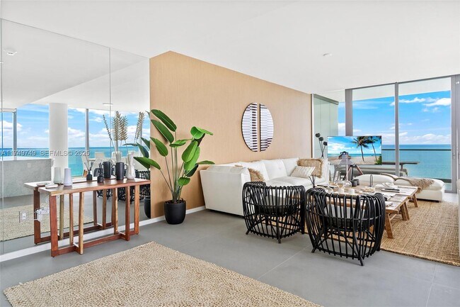 Building Photo - 2000 S Ocean Dr