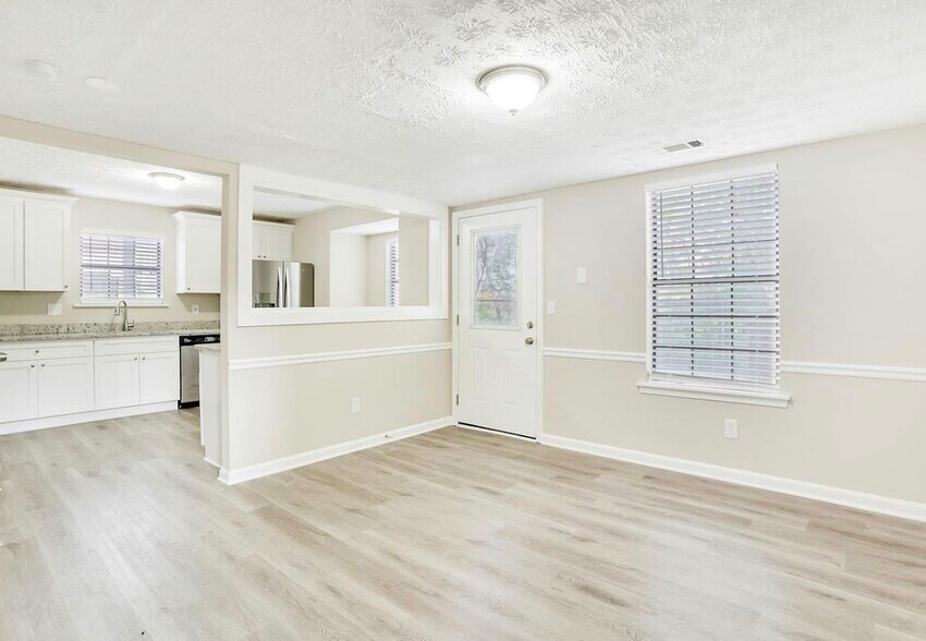 Building Photo - 5590 Pennybrook Ct