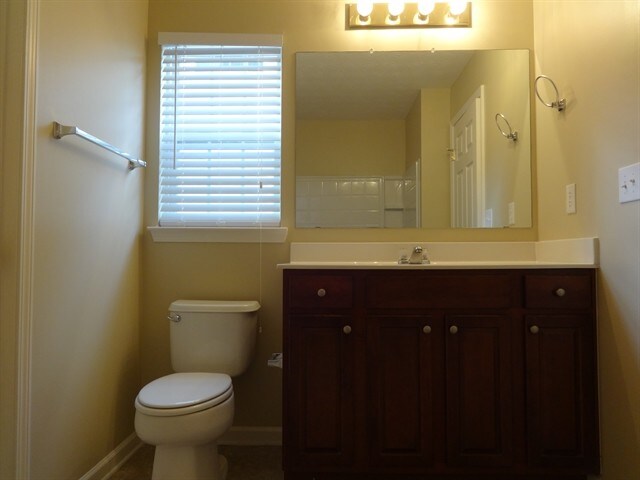 Building Photo - 518 Arrowhead Dr