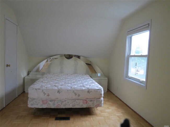 Building Photo - 79 Briarcliff Rd