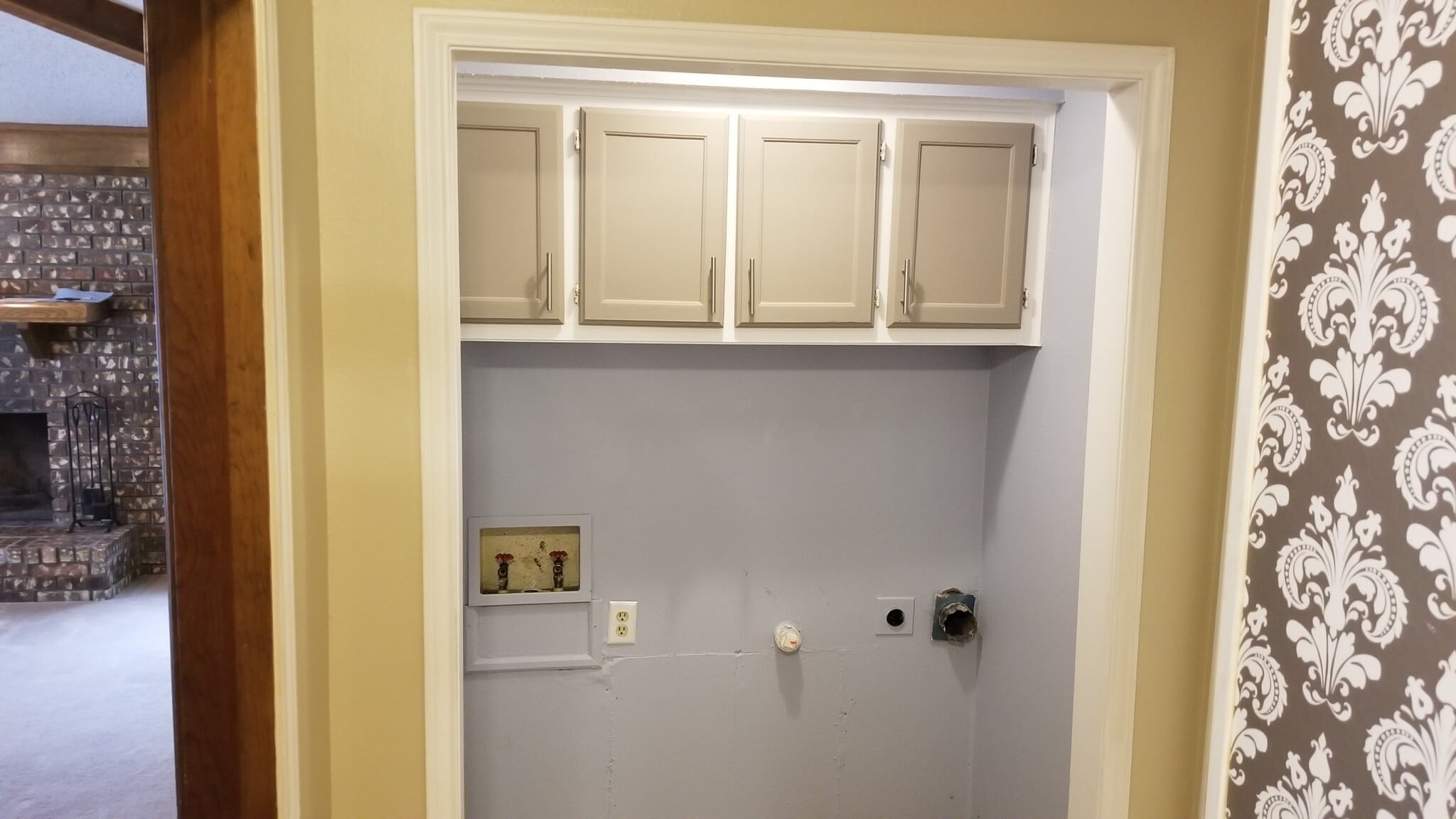 Laundry with washer and dryer hook ups - 509 Cedar Elm Ln