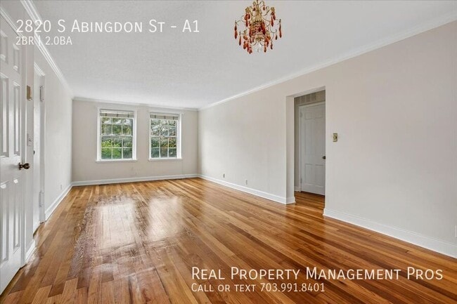 Building Photo - 2820 S Abingdon St