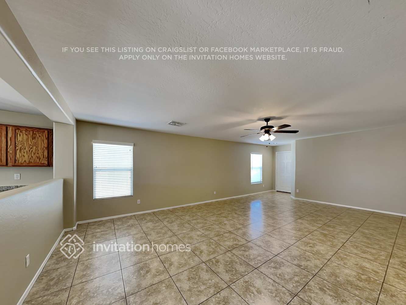 Building Photo - 11581 W Palo Verde Ave