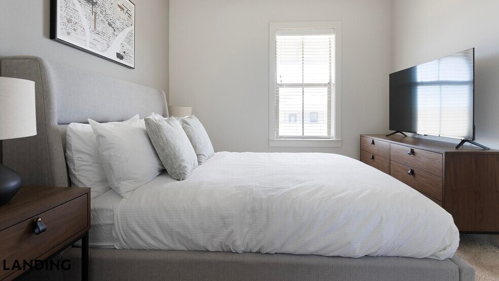 Building Photo - 20915 Wilderness Oak