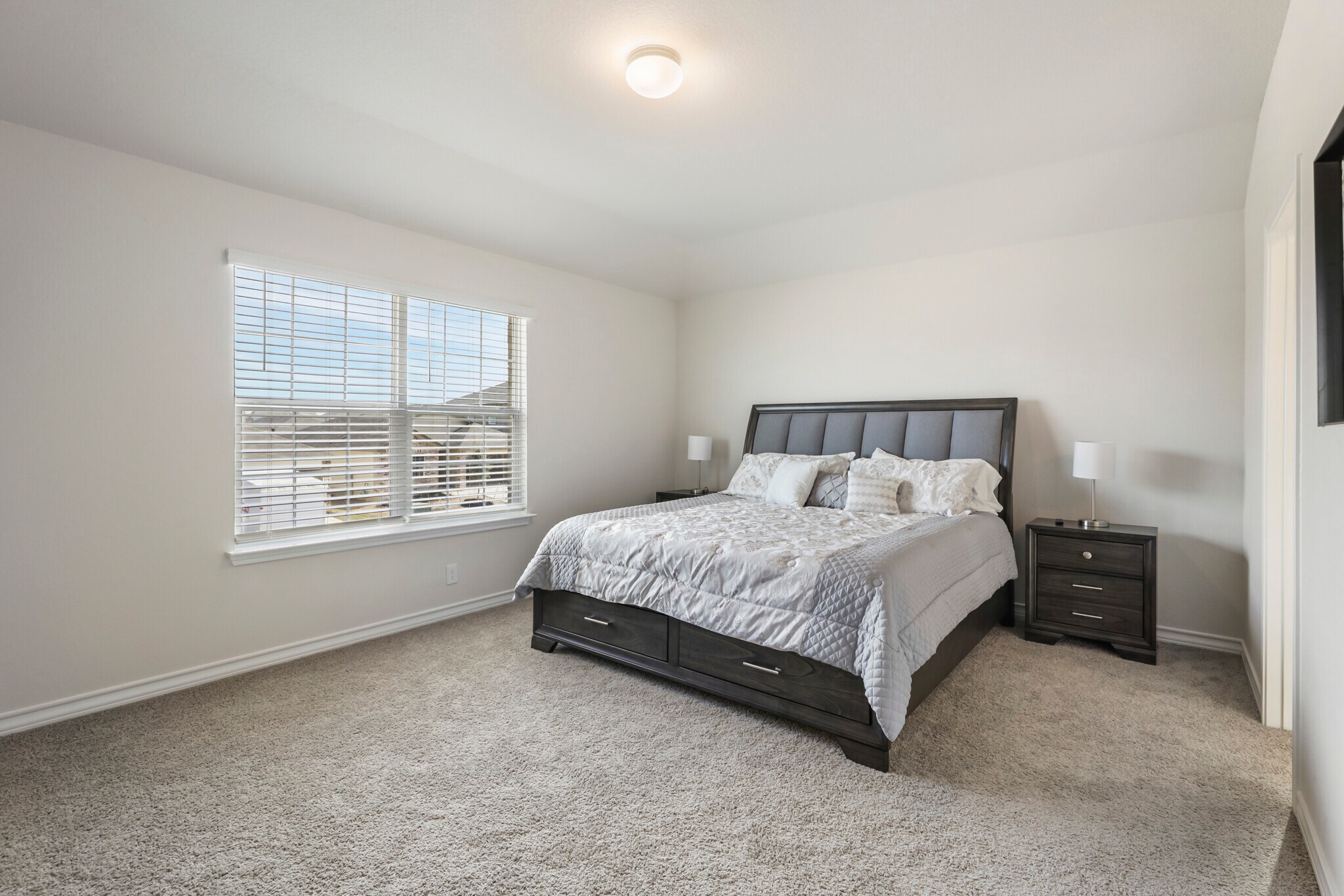 Building Photo - 4773 Chalk