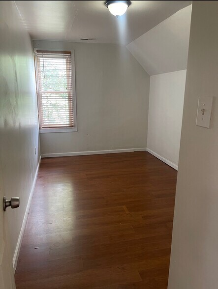 Building Photo - 1151 Morrell St