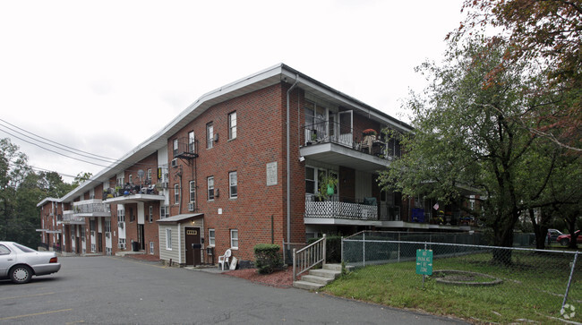 Primary Photo - Imperial House