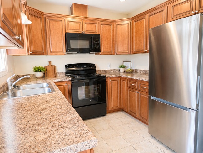 Building Photo - 112 Wilda Dr