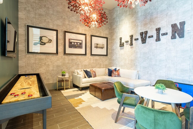 Building Photo - 2823 E Martin Luther King Jr Blvd