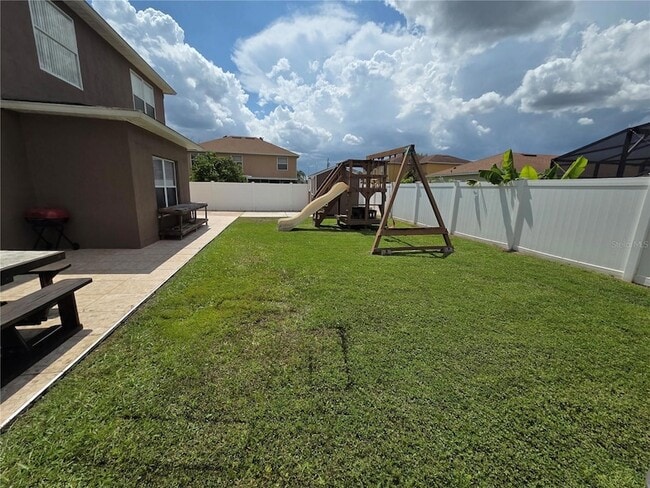 Building Photo - 330 Aldershot Ct