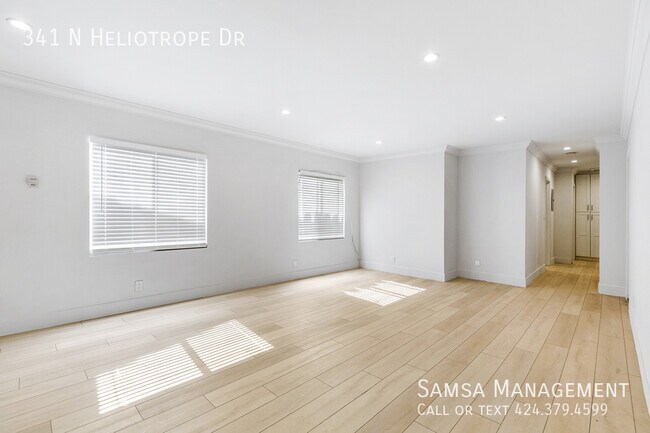 Building Photo - 341 Heliotrope Dr