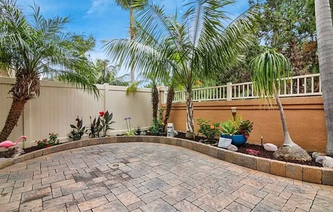 Building Photo - 43 Chapital