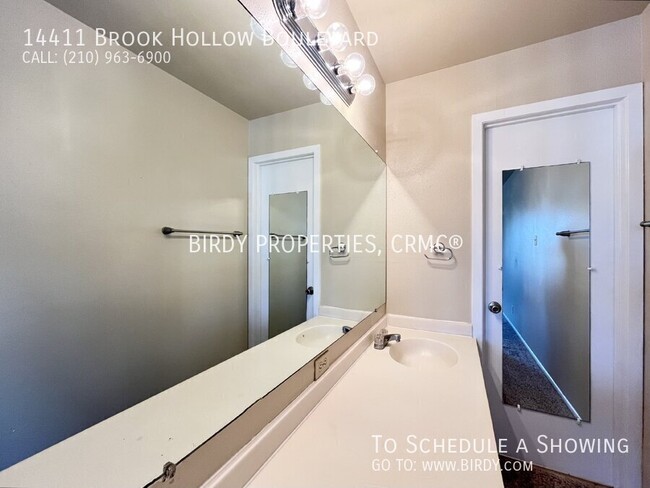 Building Photo - "Charming 2-Bed Duplex in San Antonio with...