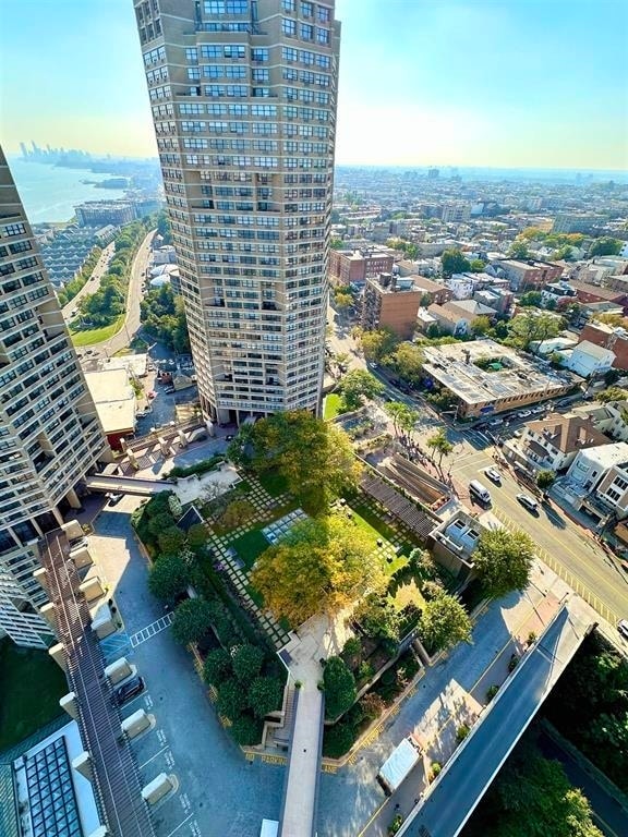 Building Photo - 7004 JFK Blvd E