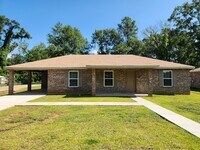 Building Photo - 208 Jarrell St