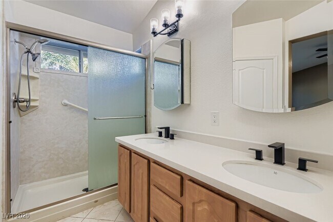 Building Photo - 8985 McLeod Dr