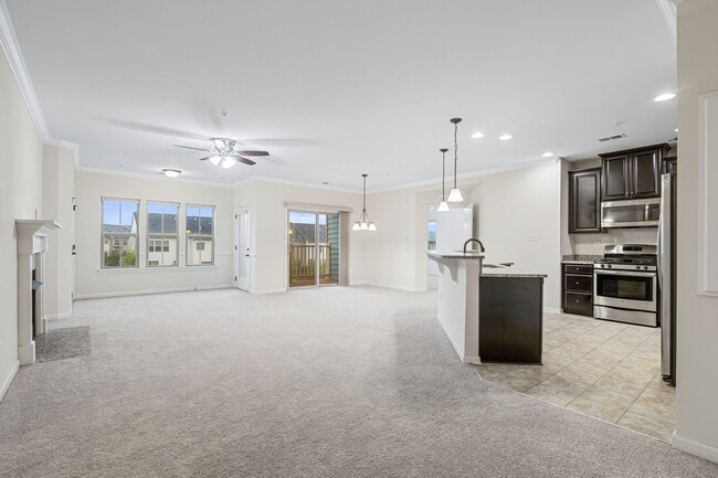 Building Photo - 6501 Walcott Ln