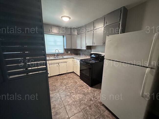 Building Photo - 1514 Park Ln