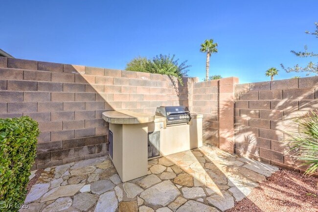 Building Photo - 3212 Wisteria Tree St