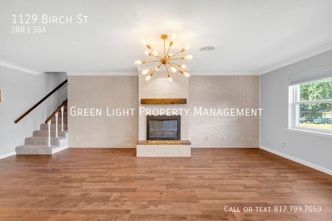 Building Photo - 1129 Birch St