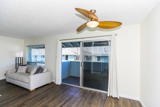 Building Photo - WAIPIO GENTRY: 2-BED, 1-BATH, 1-PARKING NOW AVAILABLE !