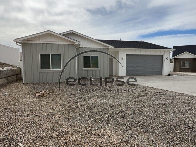 Building Photo - 147 Buena Vista Dr