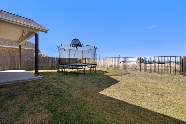 Building Photo - 408 Ravello St