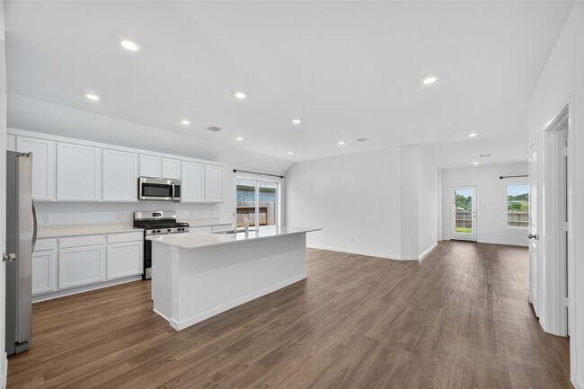 Building Photo - 3013 Myrtle Bch Ln