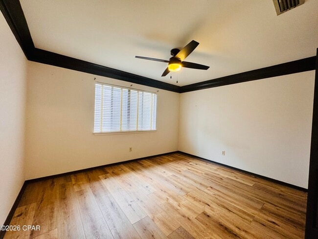Building Photo - 916 Cobia Dr