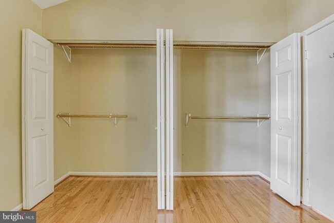 Building Photo - 1417 Kingstream Dr