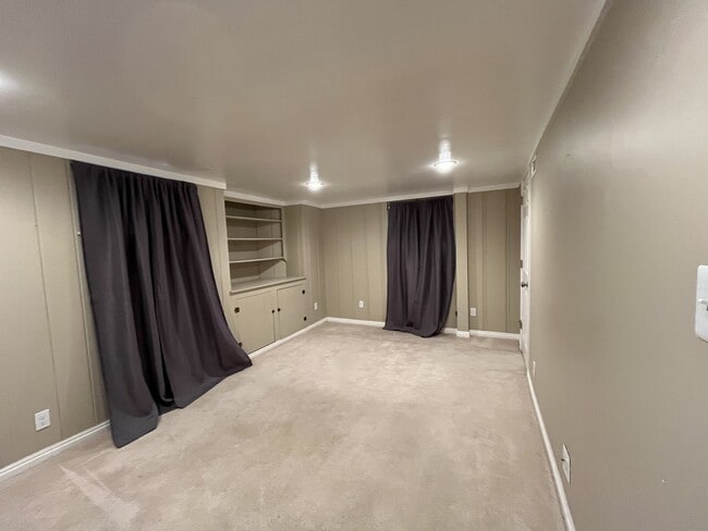 Building Photo - 2521 Dearborn St