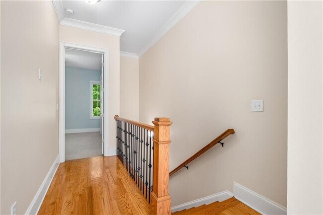 Building Photo - 1420 Briarhaven Trail