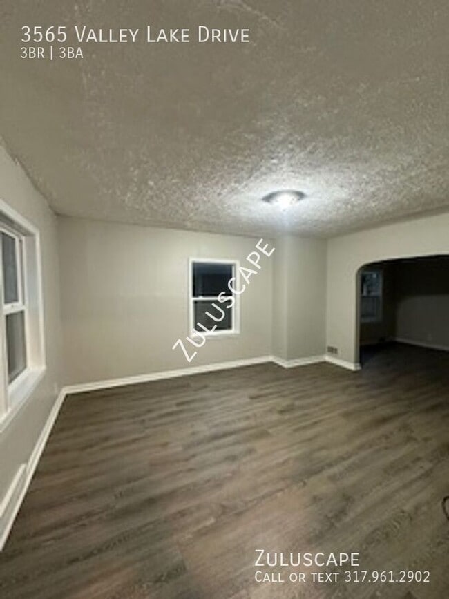 Building Photo - 3565 Valley Lake Dr
