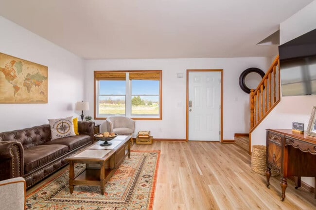 Building Photo - 10268 Cleveland Rd