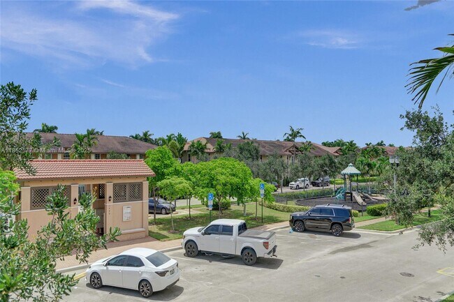 Building Photo - 1401 SW 147th Ter
