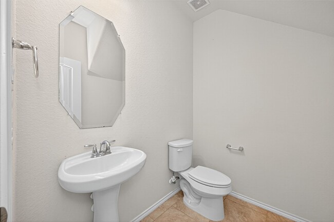 Building Photo - 14002 Wolftrap Ln