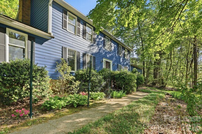 Building Photo - 301 Sardis Rd N