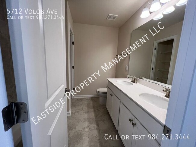 Building Photo - 5712 Volos Ave