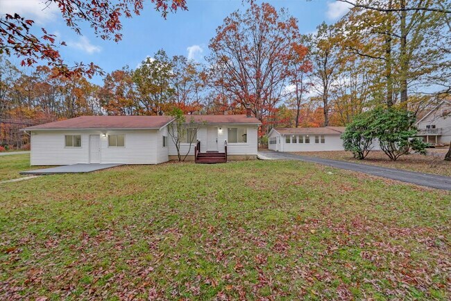 Building Photo - 752 Toll Rd