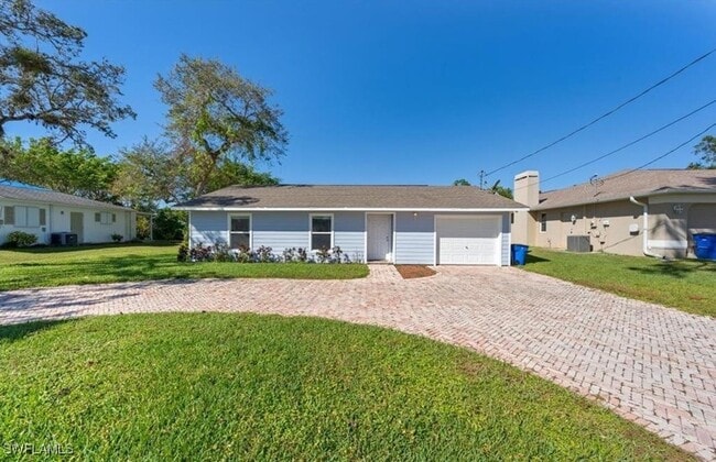 Primary Photo - 27100 Pine Ave