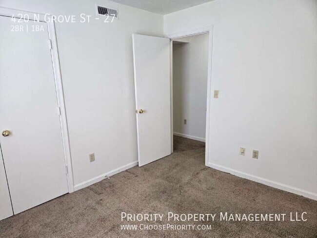 Building Photo - 420 N Grove St