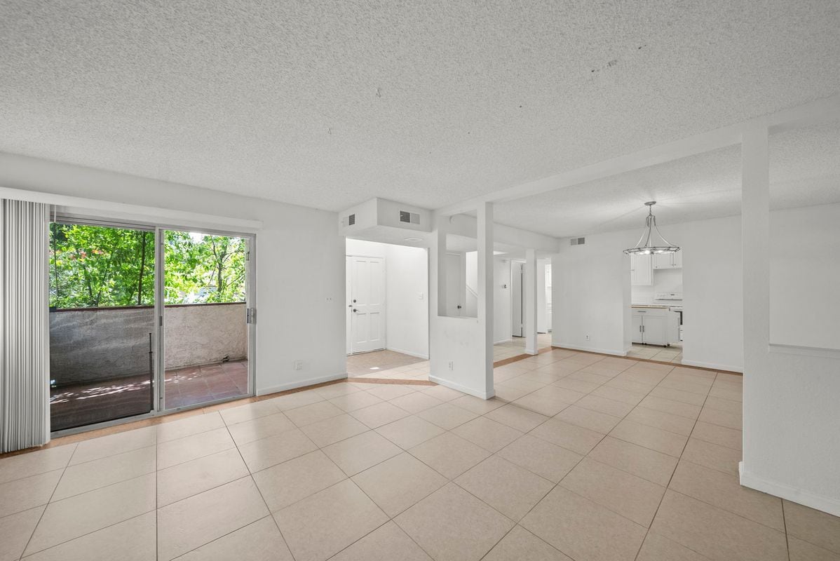 Building Photo - 22647 Margarita Dr