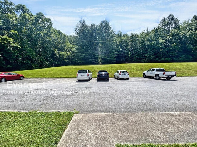 Building Photo - 214 Old Hickory Blvd