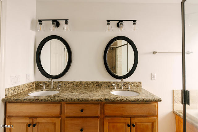 Building Photo - 2409 Olive Ave