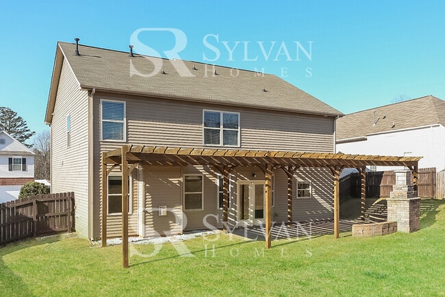 Building Photo - Living where You Love is Good for your Heart!