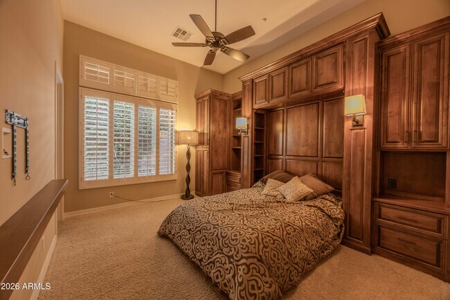 Building Photo - 42121 N Anthem Creek Dr