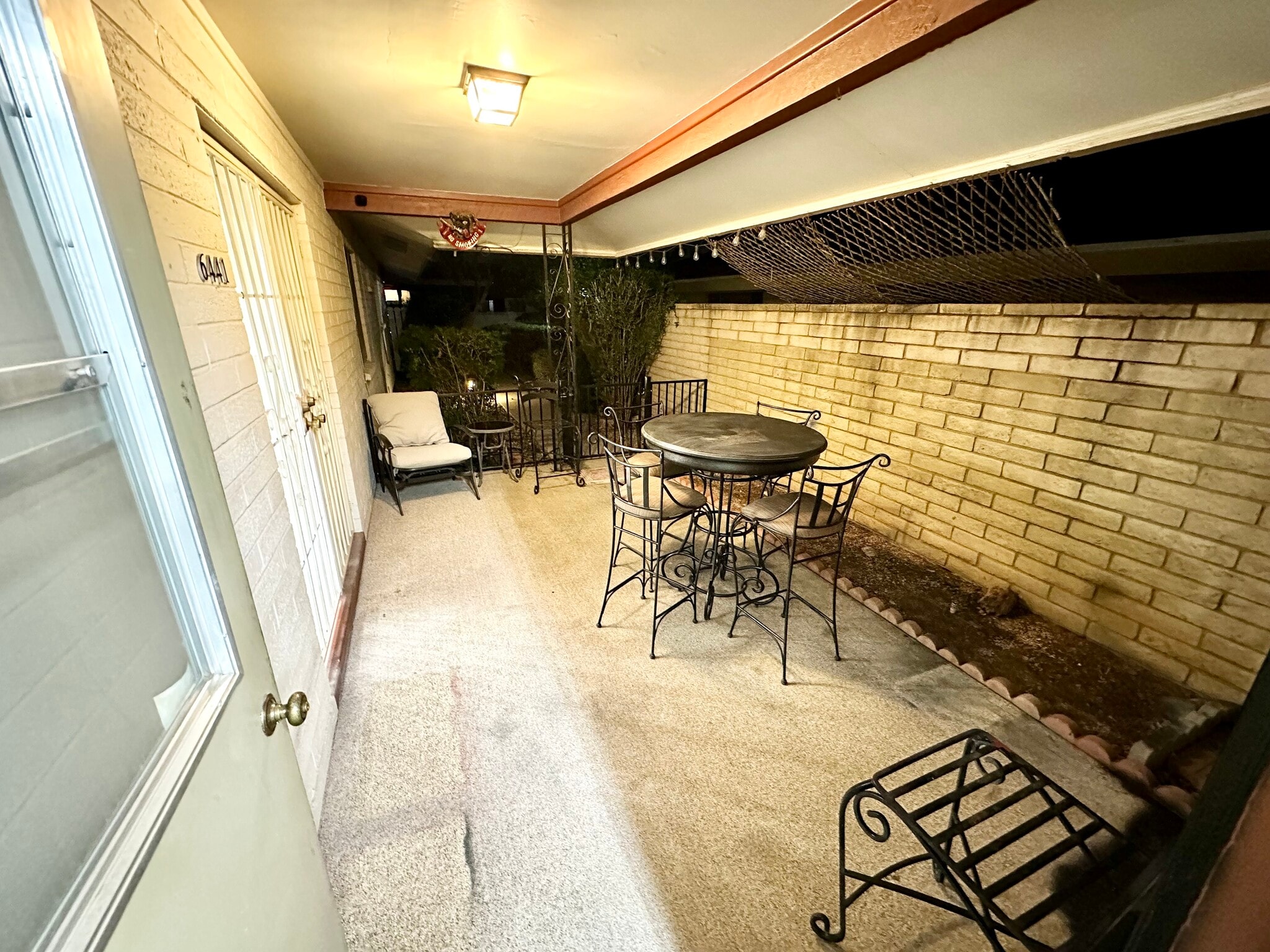 Building Photo - 6441 E Butte St