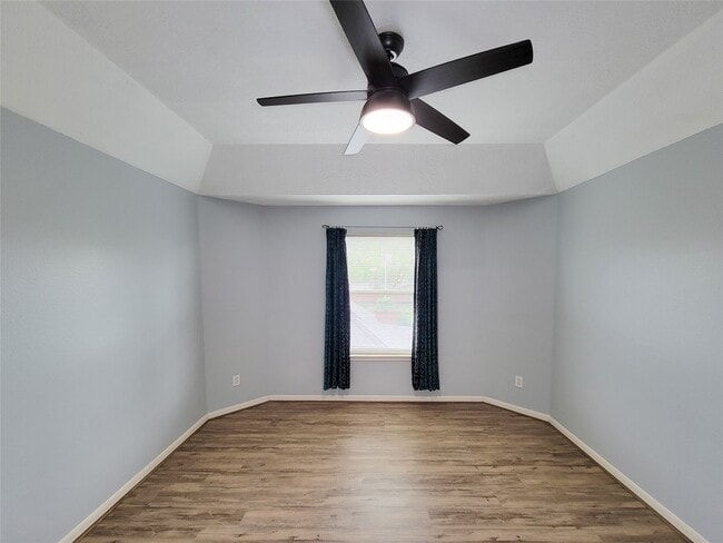 Building Photo - 6410 Coley Park