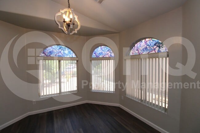 Building Photo - 4526 E Windsong Dr