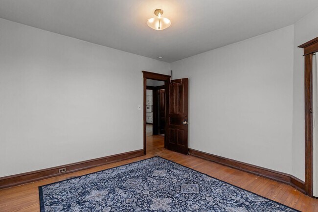 Building Photo - 9234 Walker St
